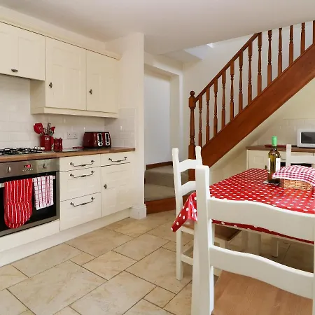 Oakleigh House, York *